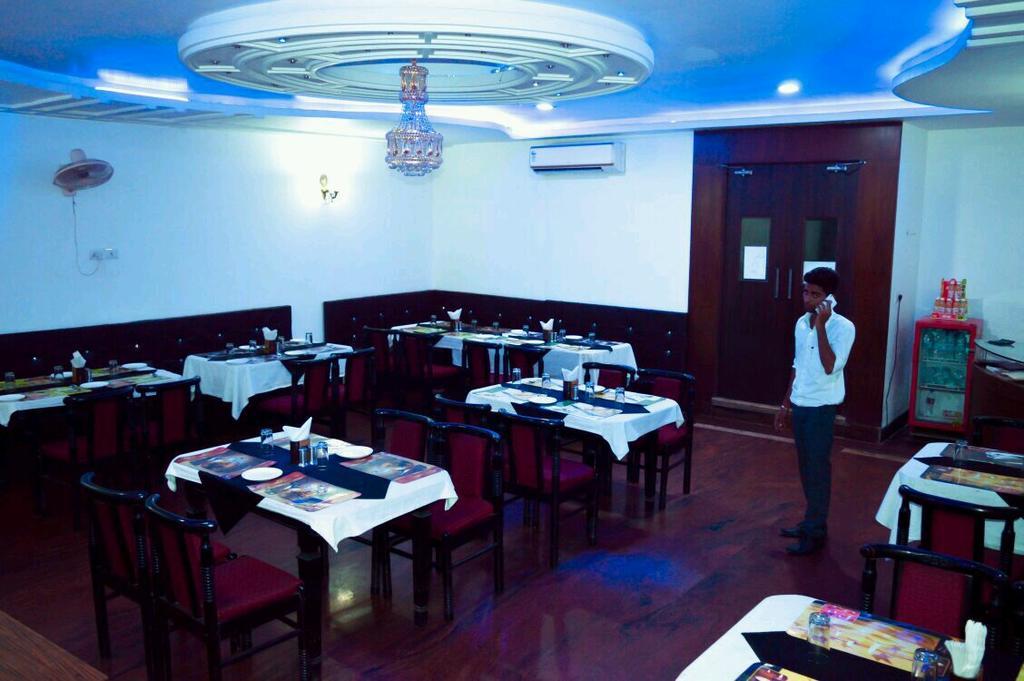 Hotel Taj Prince Agra  Esterno foto